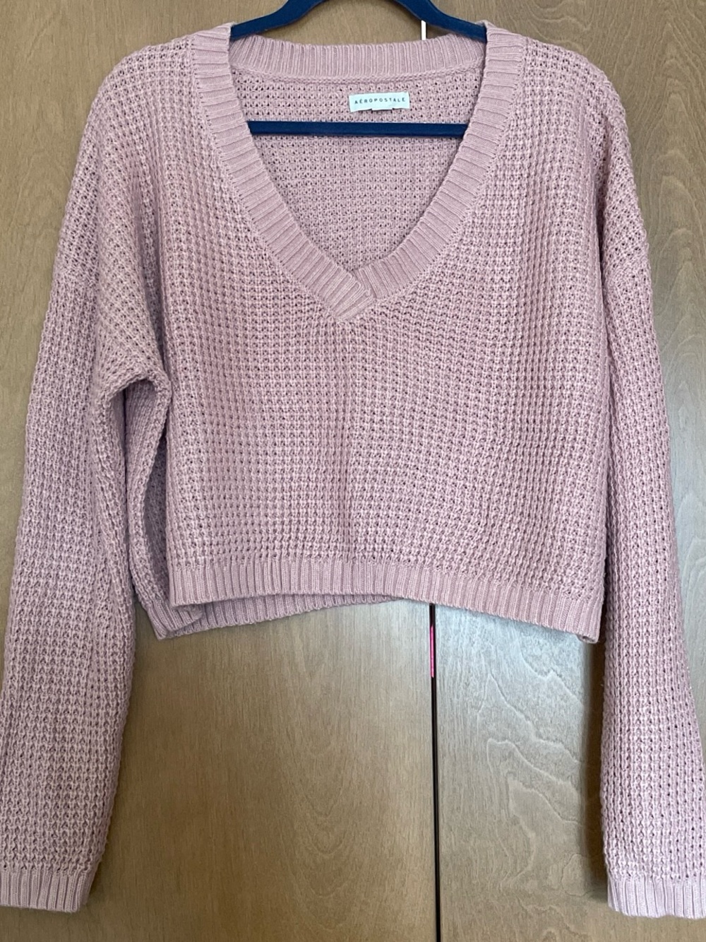 Aeropostale cropped Women's Blush Pink V-Neck Waffle Knit Sweater